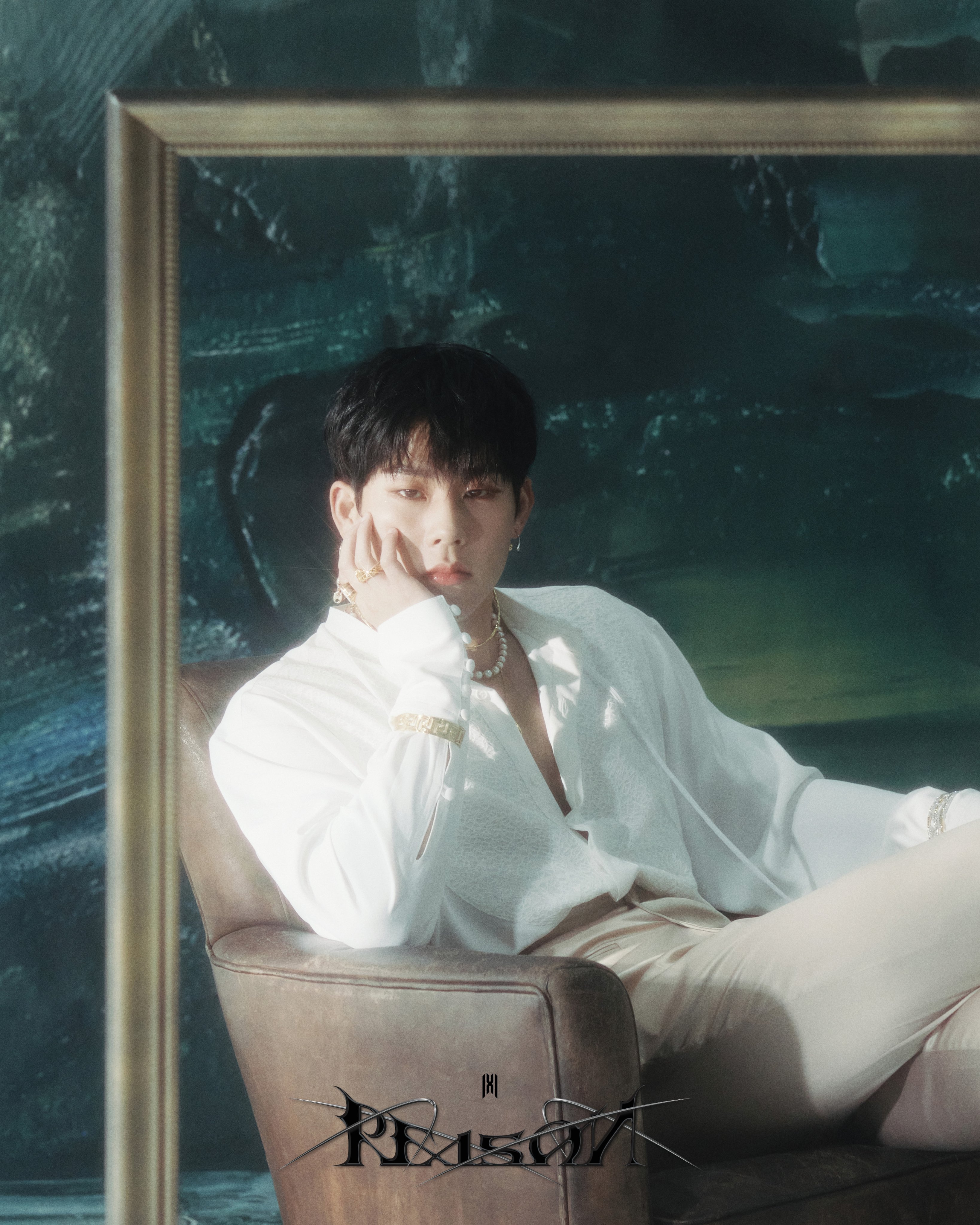 몬스타엑스 주헌 wearing PS086-1N